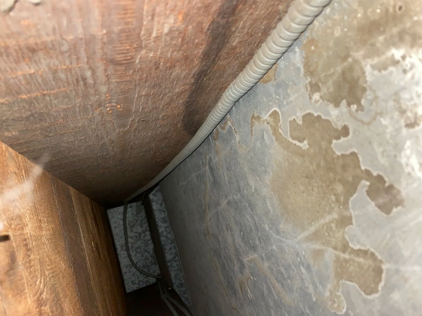What Are the Risks of Not Cleaning My Air Ducts?